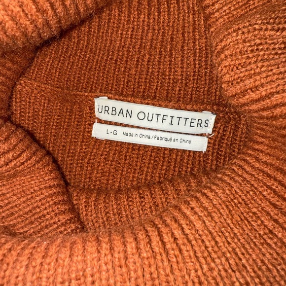 Boxy turtle neck sweater - Picture 5 of 5